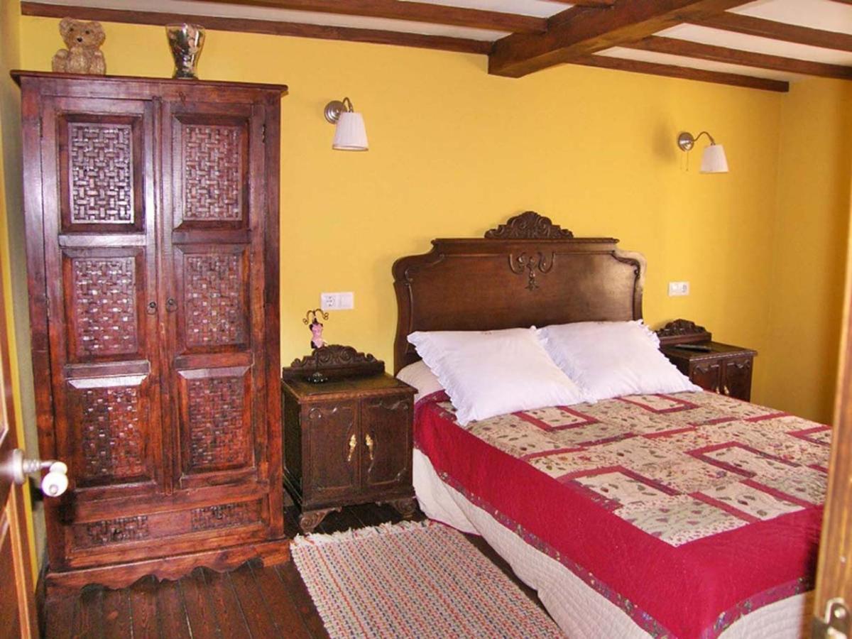 Apartamentos Rurales La Candaliega Onís Pokoj fotografie
